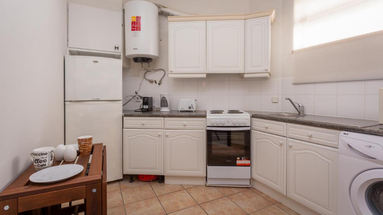 Charming 1 Bedroom Apartment In Portimao By Lovelystay Esterno foto